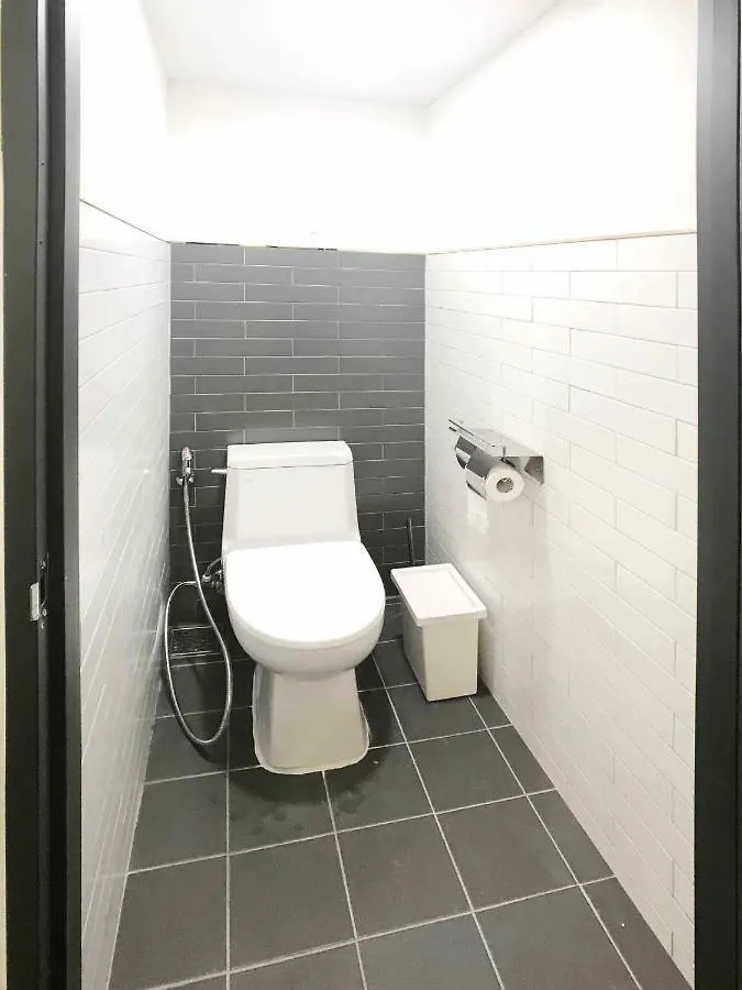 Seoul Cube Itaewon Hostel