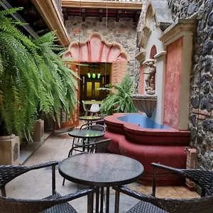 hostel-central-boutique.guatemalaantiguahotels.com/