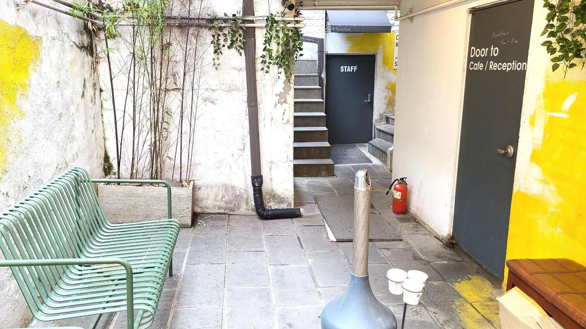 Seoul Cube Itaewon Hostel South Korea